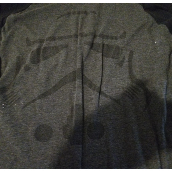 Star Wars Mens Size XL Gray And Black Stormtrooper Long Sleeve Shirt - Picture 3 of 4